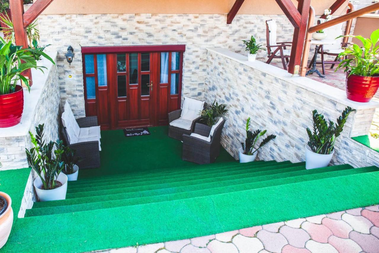 Barackos Wellness Villa Fot מראה חיצוני תמונה